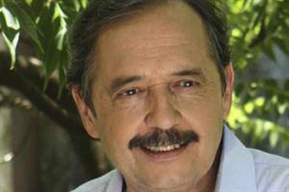 Para Alfons�n, el 8N terminar� beneficiando a Scioli