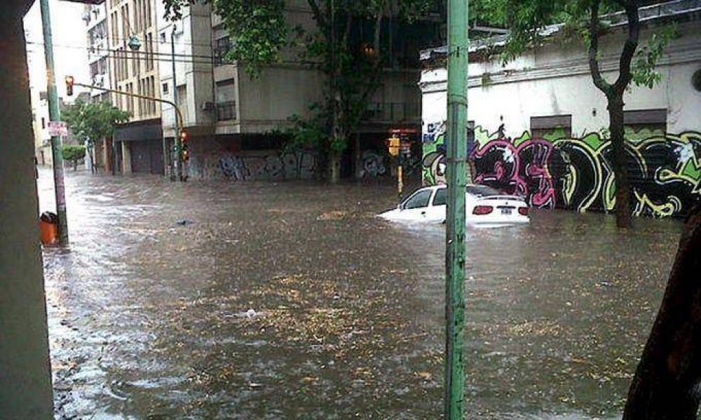Bronca de los vecinos de Belgrano, Palermo y Villa Crespo tras otra inundaci�n
