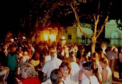 Cacerolazo en Areco: 1.000 personas.