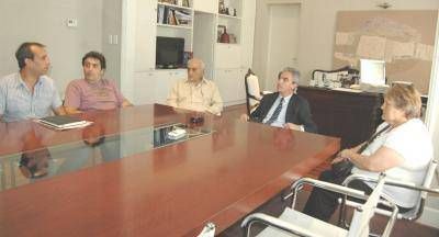 El triunvirato fomentista se present� ante el intendente