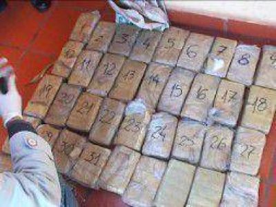 Malvinas Argentinas: Secuestraron 180 kilos de marihuana en casa de expolic�a