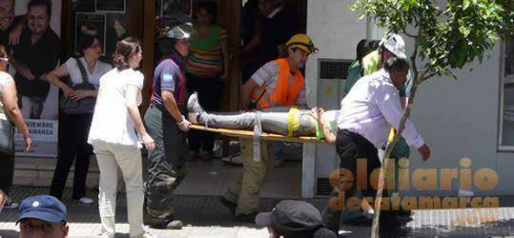 Efectuaron simulacro de sismo en pleno centro catamarque�o 