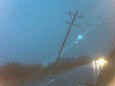 Los fuertes vientos dejaron sin luz el oeste de la provincia