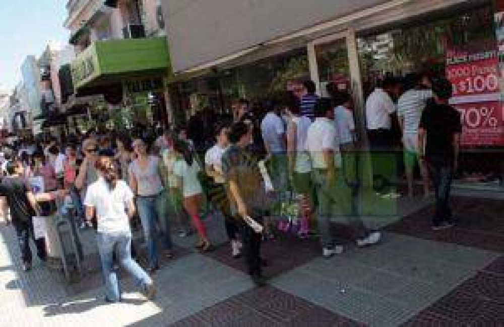 Proseguir� hoy la jornada de grandes ofertas con descuentos  