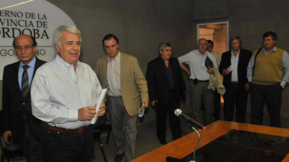 La Provincia acord� con el agro un aumento impositivo de 50%