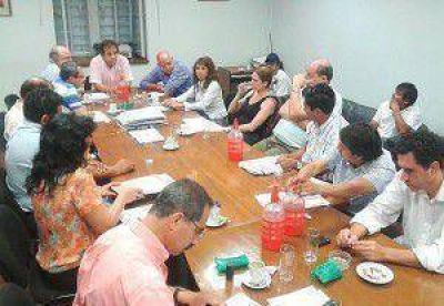 Crisis habitacional: tras audiencia p�blica la UCR analiza acciones a seguir