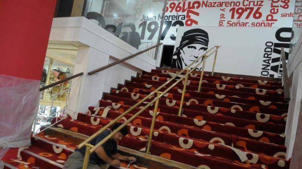 Inauguran el centro cultural Leonardo Favio, en R�o Cuarto