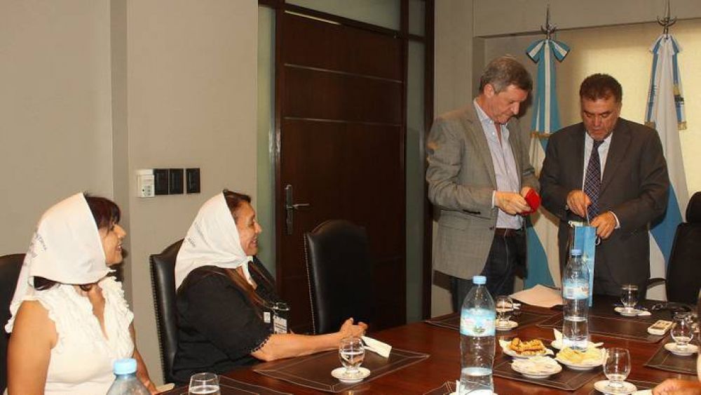 Amaya recibi� a diputados nacionales y a Madres de Plaza de Mayo