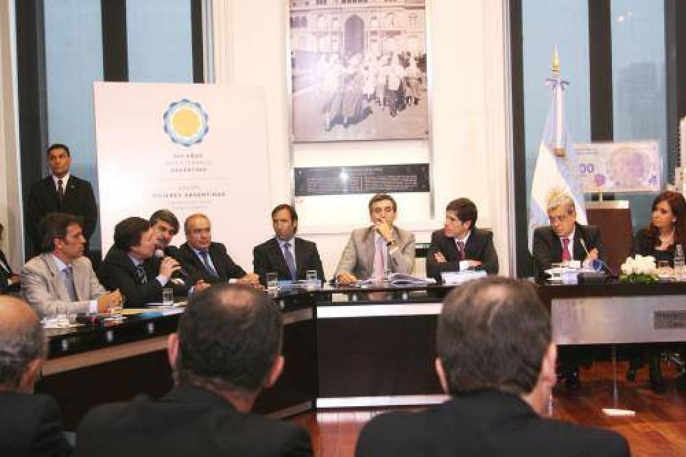 La Naci�n confirm� unos 100 millones para obras