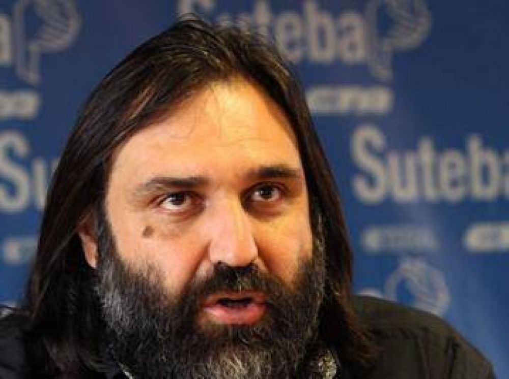 Baradel: "la provincia realiza ajustes encubiertos a los docentes"