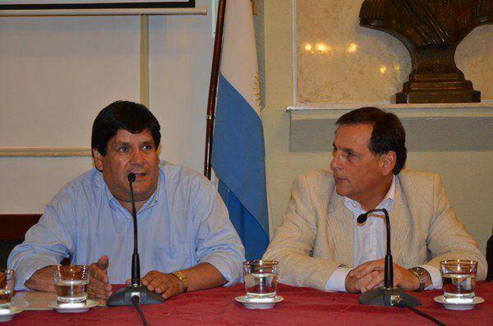 La Municipalidad llam� a licitaci�n para finalizar el anillo de circunvalaci�n y distribuci�n de agua