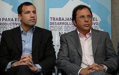 Giustozzi y De Jes�s firmaron un convenio de cooperaci�n