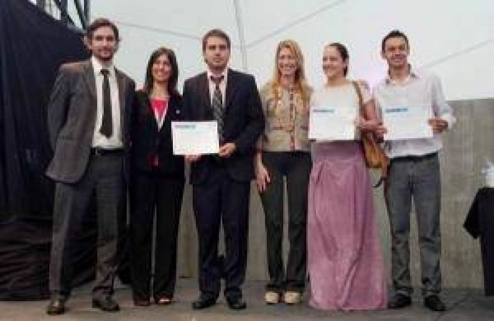 Entregaron financiamiento a productores provinciales