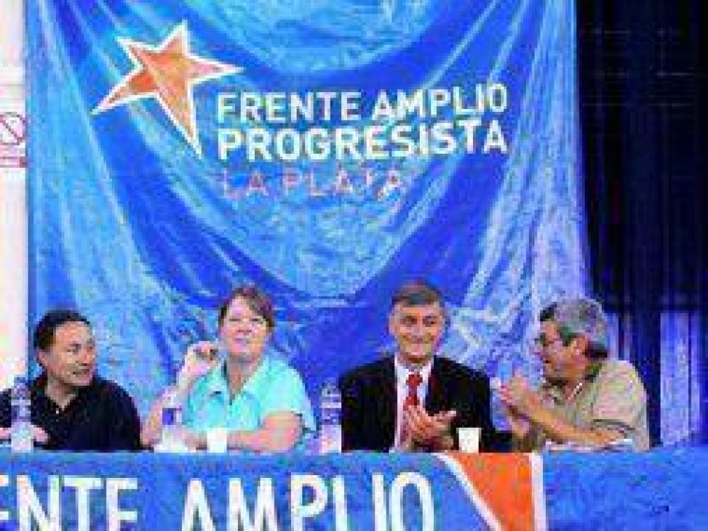 Para Binner y Stolbizer, el #8N fue "un desaf�o a toda la clase pol�tica"