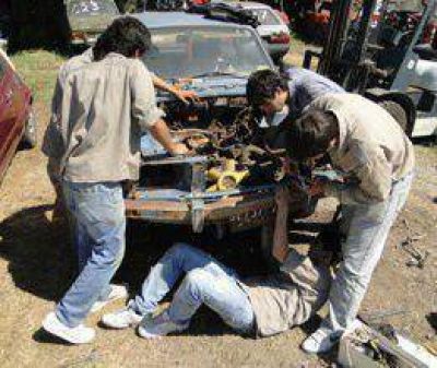 Donaron motores a escuelas t�cnicas
