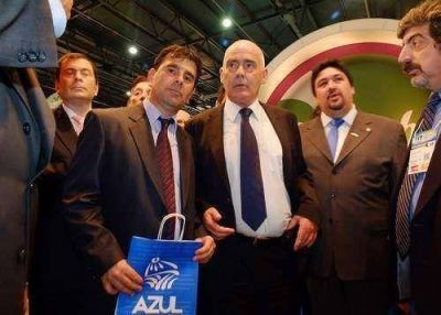 IMPORTANTE ACTIVIDAD: Azul estuvo presente en la Feria Internacional de Turismo