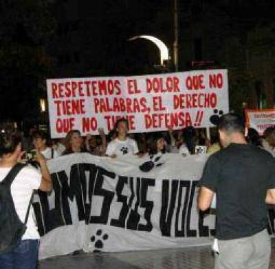 Una marcha pro animales moviliz� a cientos y cientos de riojanos