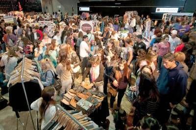 Hoy domingo se realizar� �Compulsiva 14 feria de dise�o�