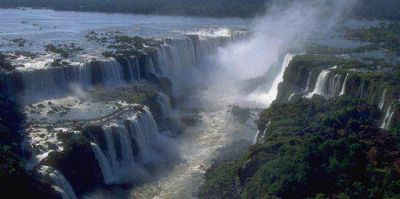 Las Cataratas del Iguaz� cumplen un a�o como maravilla natural del mundo
