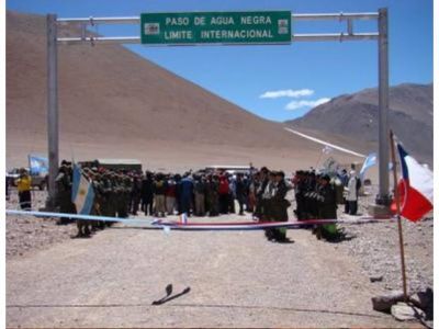 Seg�n estimaciones chilenas, el Paso de Agua Negra abrir� el pr�ximo 22