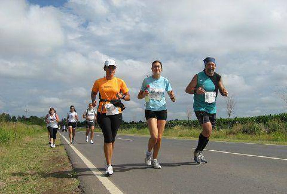 Se volver� a correr este a�o la marat�n Luj�n � Carlos Keen