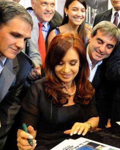 Presentaron plan "MAS CERCA" con grandes obras para Col�n