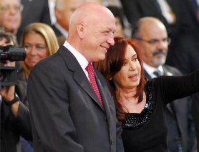 Sobre el mediodia Cristina de Kirchner encabezara la inauguracion de una planta de laminados
