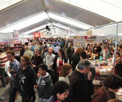 La semana comienza con m�ltiples propuestas en la Feria del Libro