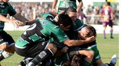 Villa Mitre se qued� con todo en un final impensado
