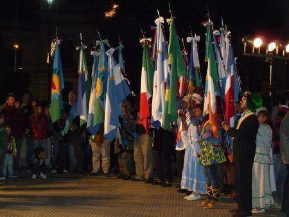 Cerr� exitosamente la Expo Colectividades 2012