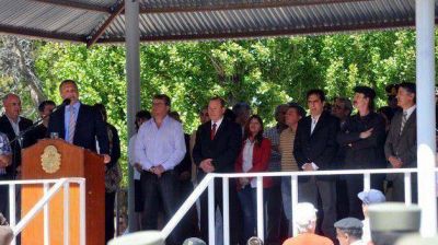 Buzzi particip� de los festejos del aniversario de Jos� de San Mart�n
