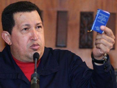 Denucian que Ch�vez busca otra reforma de la Constituci�n