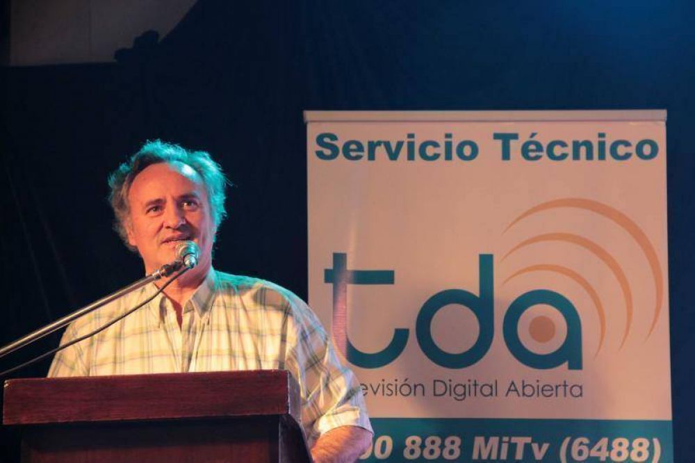 EN SAN MIGUEL, ENTREGARON 600 DECODIFICADORES DIGITALES