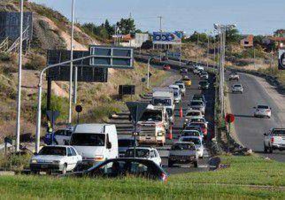 El ca�tico tr�nsito de la Ruta 7 
