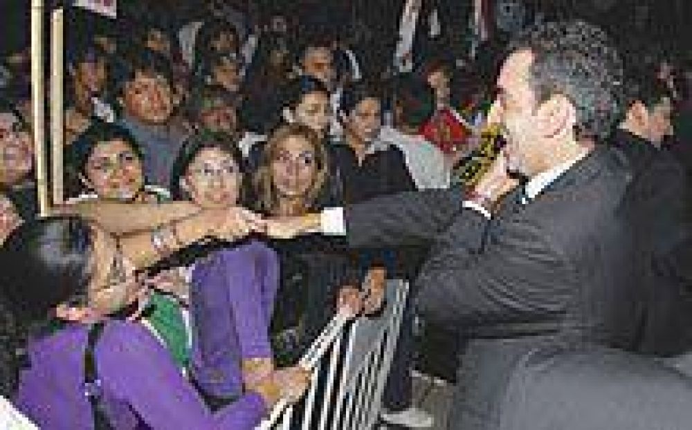 �Es un gobernador importante y con un gran apoyo popular�.