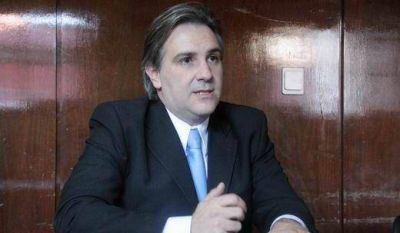 Llaryora critic� al gobernador De la Sota por la creaci�n de los fondos especiales