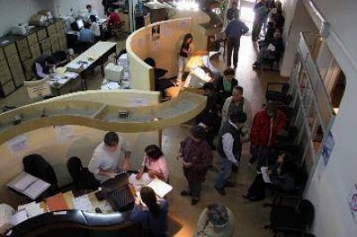 Contribuyentes que declaran un monto facturan otro