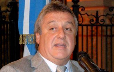 Elettore culp� a la Naci�n por ajuste impositivo en C�rdoba