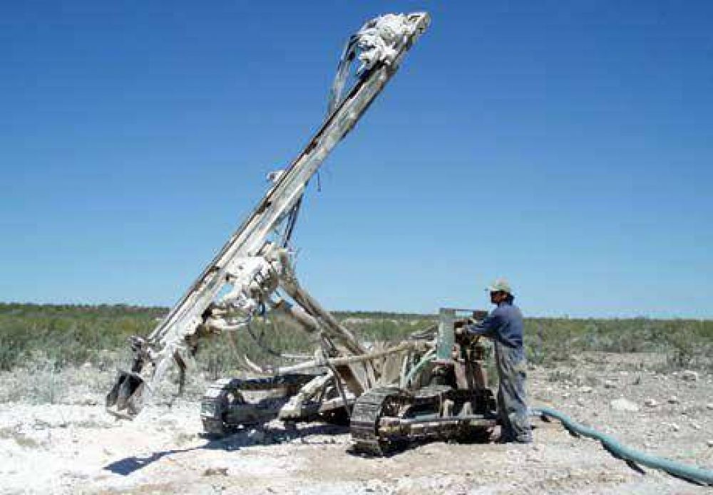 Refuerzan acciones contra la miner�a ilegal en el Alto Valle