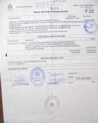 Acusan a Cabrera de utilizar un testaferro para vender al Estado