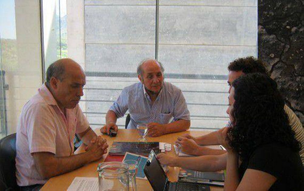 Medio Ambiente recibi� a representantes de la Sociedad Argentina de Luminotecnia