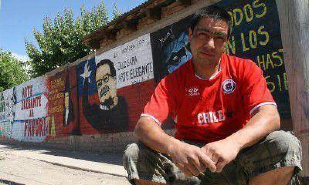 Arte comprometido: Marcelo, el pintor que dibuja sue�os en La Favorita 