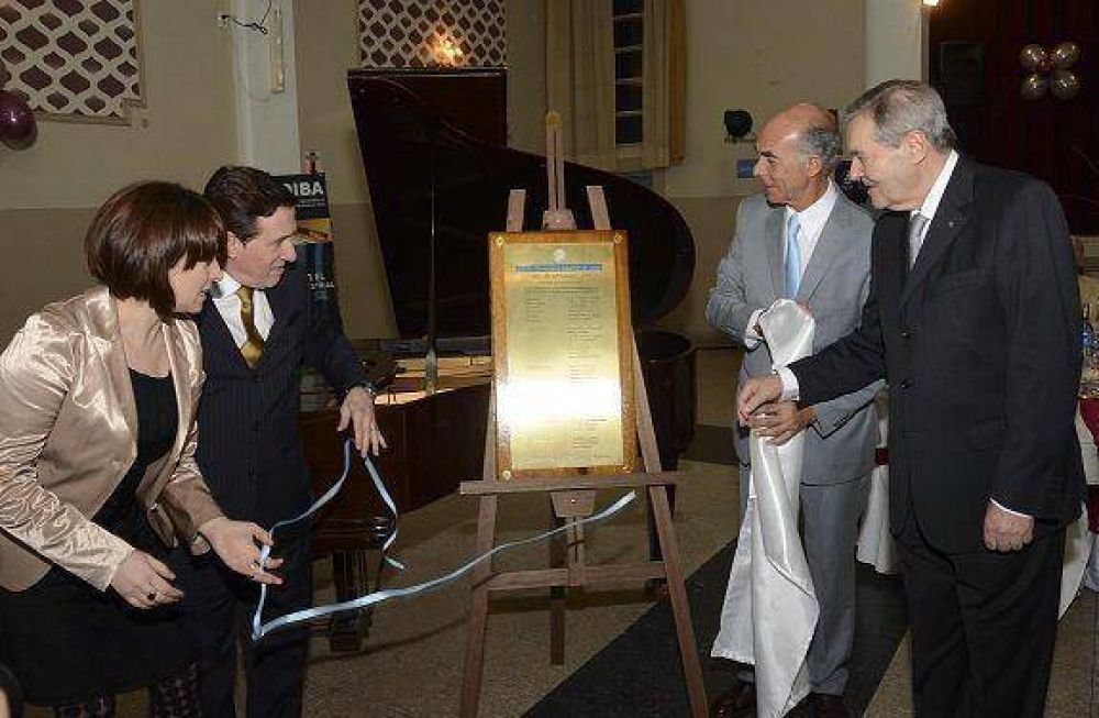 D�AZ P�REZ INVITADO DE HONOR A LOS FESTEJOS POR EL CENTENARIO