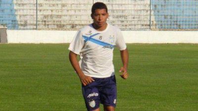 Palacios espera una chance de jugar antes de irse   