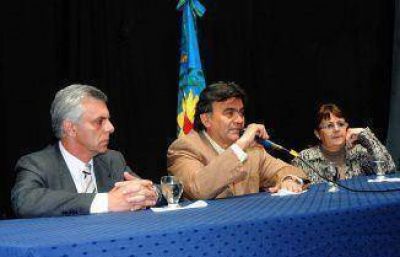 Convenio para profundizar las pol�ticas de Derechos Humanos en Quilmes