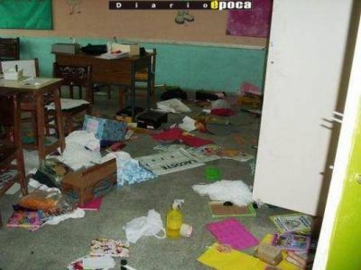 Volvieron a robar y destrozar casi todas las aulas de la escuela N�440