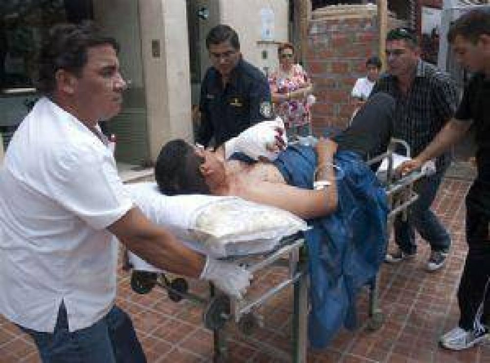 Agente perdi� un dedo al explotarle una granada 