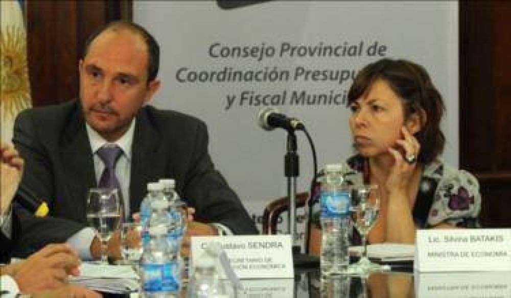 Econom�a present� el marco Macrofiscal 2013-2015