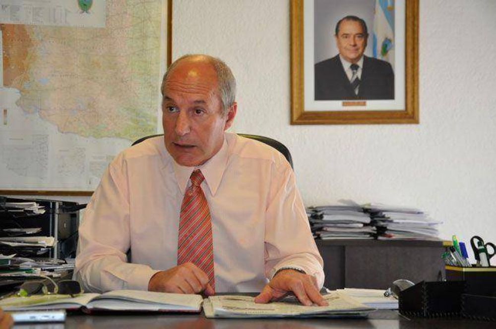 Salud: el ministro afirma que la mano dura "es para controlar, no para perseguir"