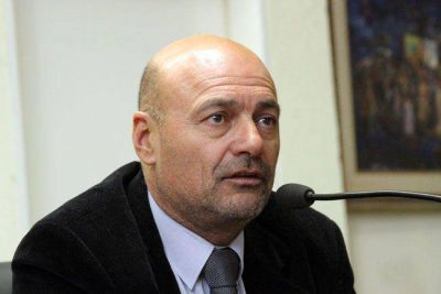 "Es Jorge quien decide o no prestarnos atenci�n"